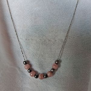 Rose quartz and silver necklace